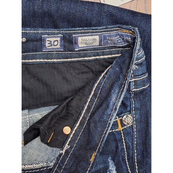 Miss Me Low Rise Bootcut Jeans Sz 30 Distressed Rhinestones Bling Embroidered - Picture 9 of 12